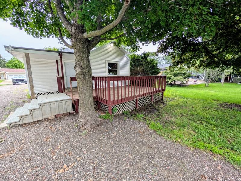 House for rent at 707 10th Ave, Sully, IA 50251