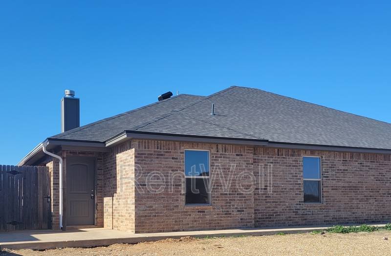 Townhouse for rent at 17819 Private Rd #B, Lubbock, TX 79423