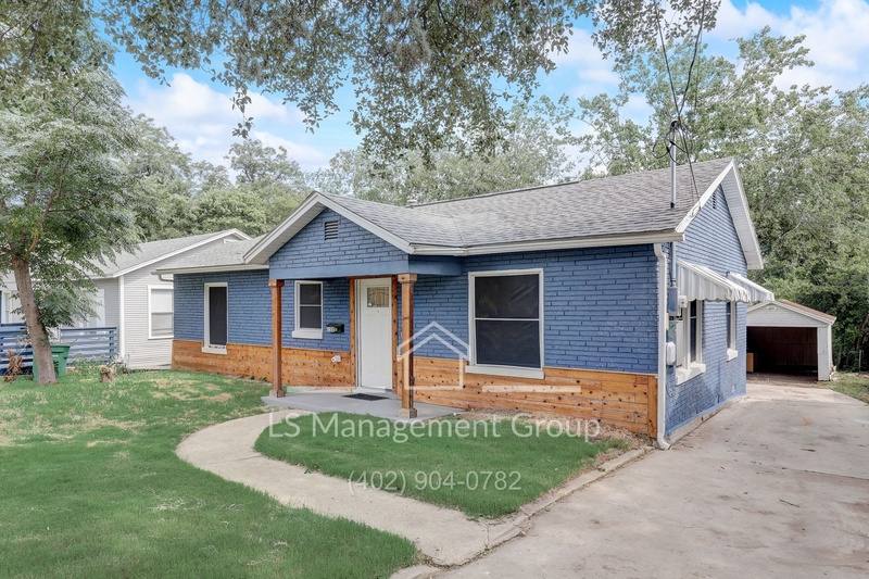 House for rent at 132 Nelson Ave #1, San Antonio, TX 78210