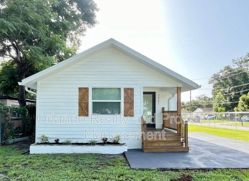 House for rent at 1521 Nieuport Lane, Orlando, FL 32805