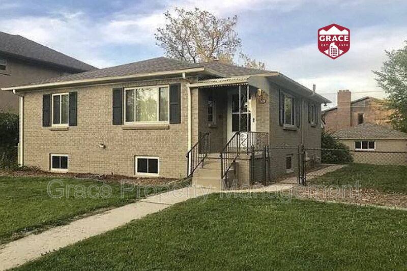 House for rent at 2620 S York St, Denver, CO 80210