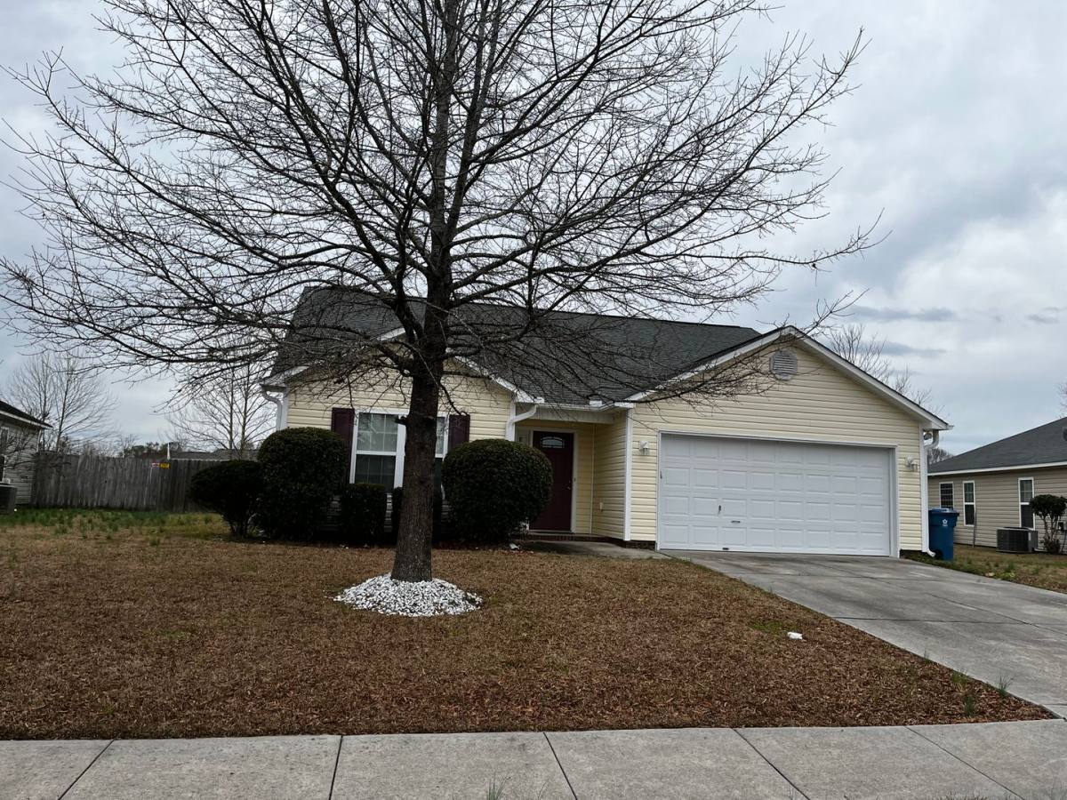 House for rent at 2818 Walter Dr, New Bern, NC 28562