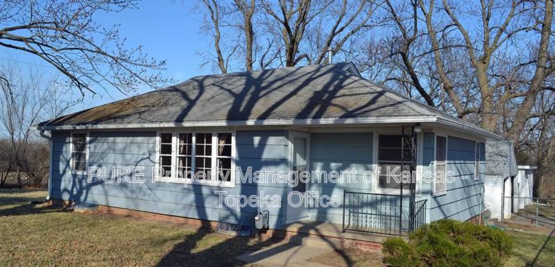 House for rent at 4300 NW Topeka Blvd, Topeka, KS 66617
