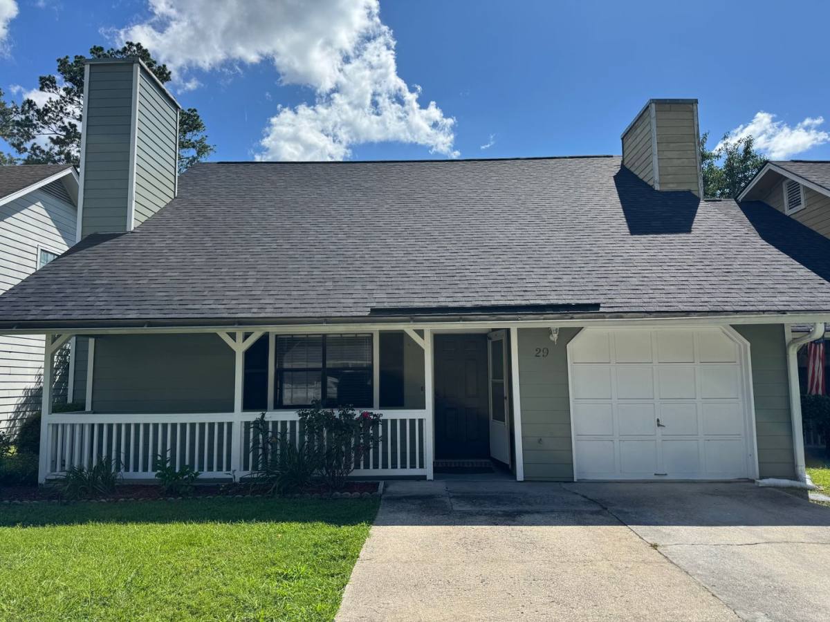 Townhouse for rent at 29 Port Dr, Richmond Hill, GA 31324
