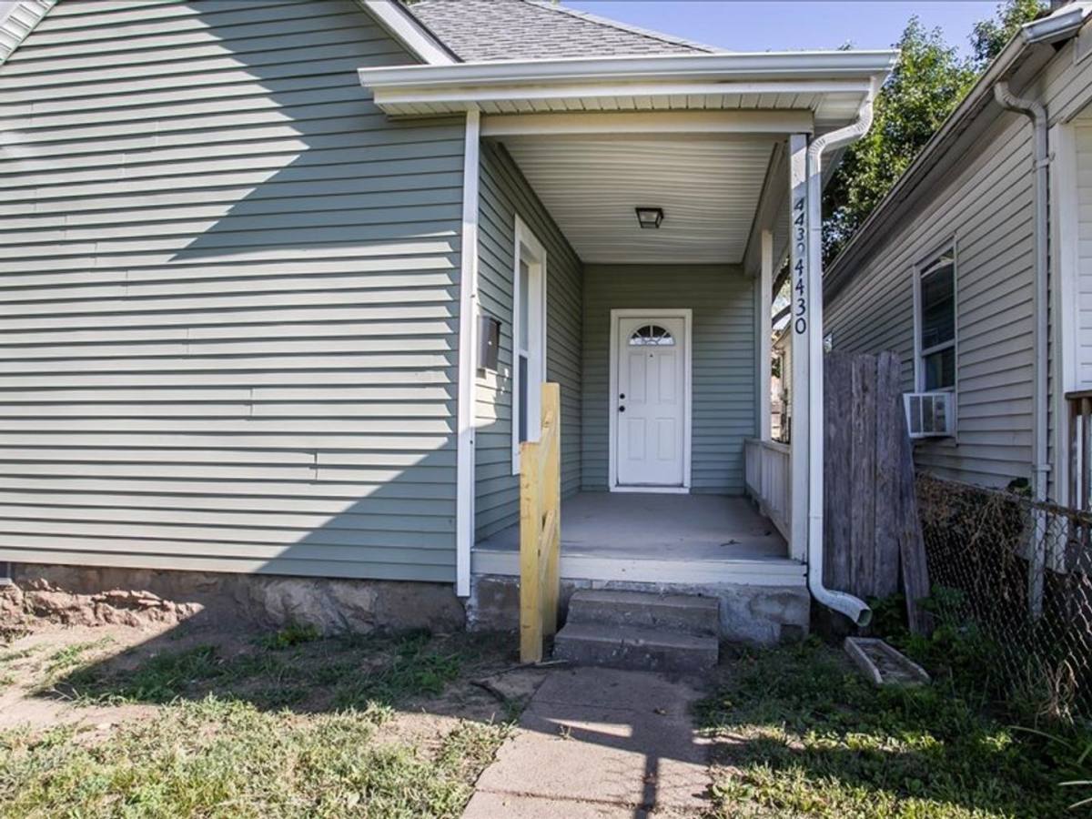 House for rent at 4430 E 10th St, Kansas City, MO 64127