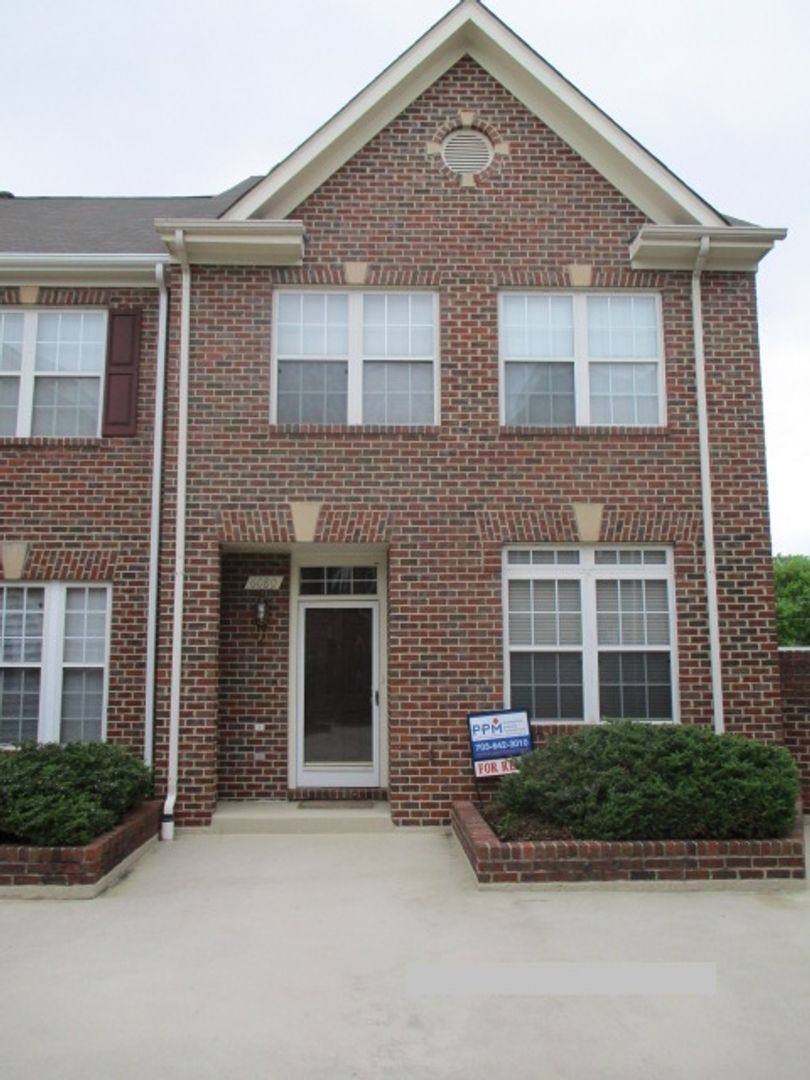 Townhouse for rent at 6080 Madison Pointe Court, Falls Church, VA 22041