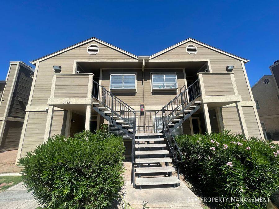 Condo for rent at 2742 Alicialynn Way #D, Las Vegas, NV 89121
