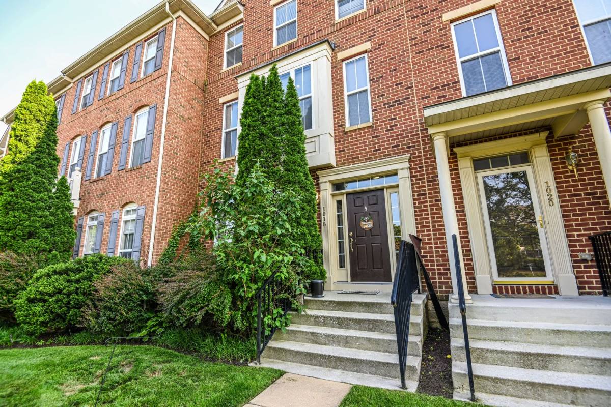 Townhouse for rent at 1018 Verdogris Way, Odenton, MD 21113
