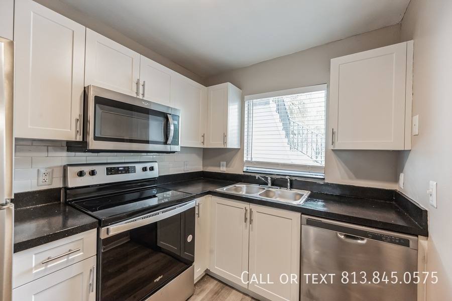 Apartment for rent at 5530 16th Place SW #3, Naples, FL 34116