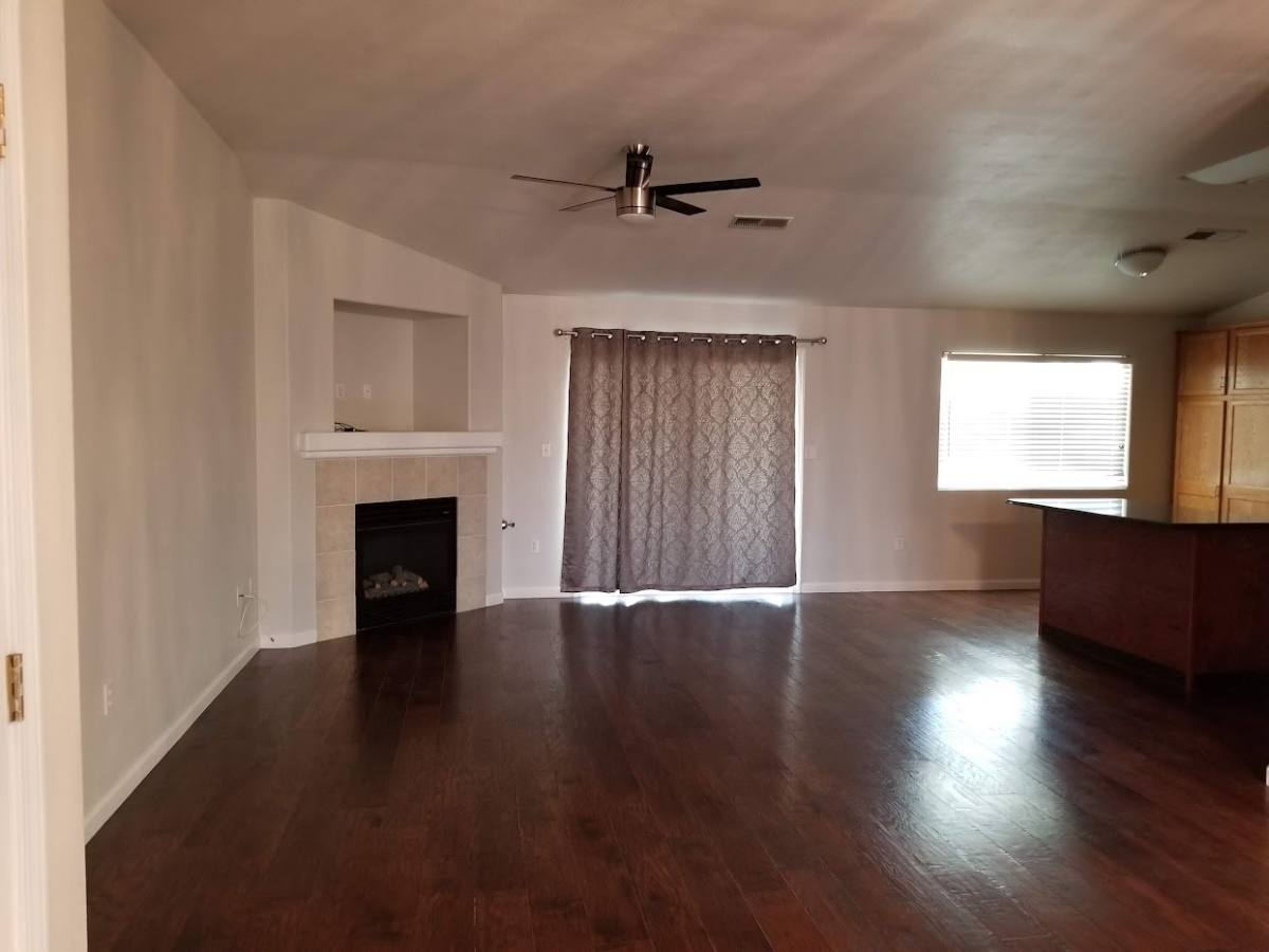House for rent at 12808 Lavina Ave, Bakersfield, CA 93312
