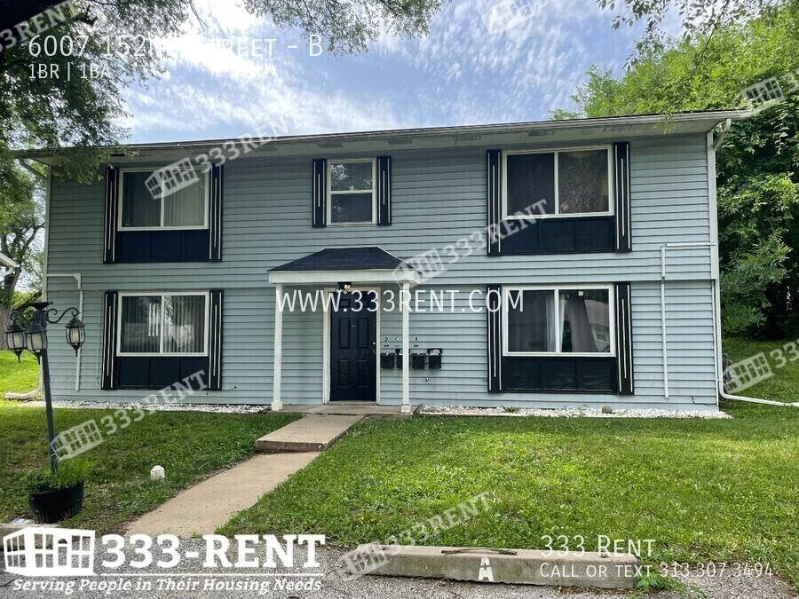 Apartment for rent at 6007 152nd St #B, Grandview, MO 64030