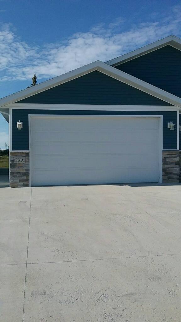Townhouse for rent at 356A Little Rock Court, Bismarck, ND 58503