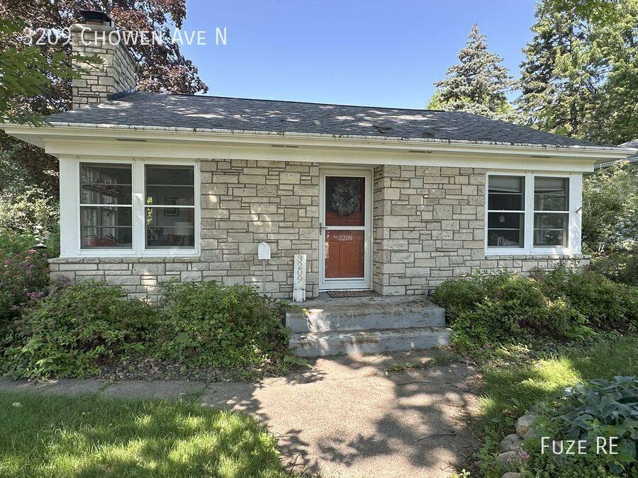 House for rent at 3209 Chowen Ave N, Minneapolis, MN 55422