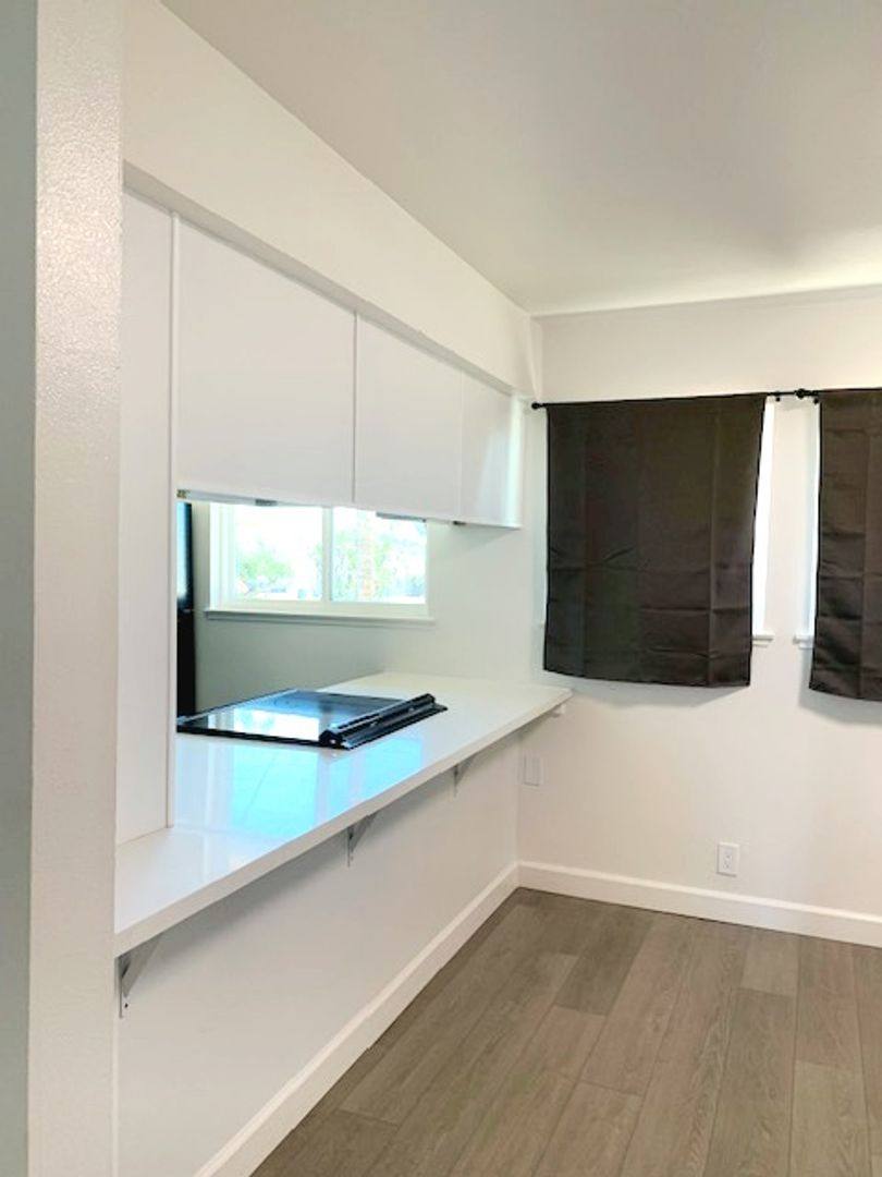 Apartment for rent at 1300 Edgewood Way, Oxnard, CA 93030