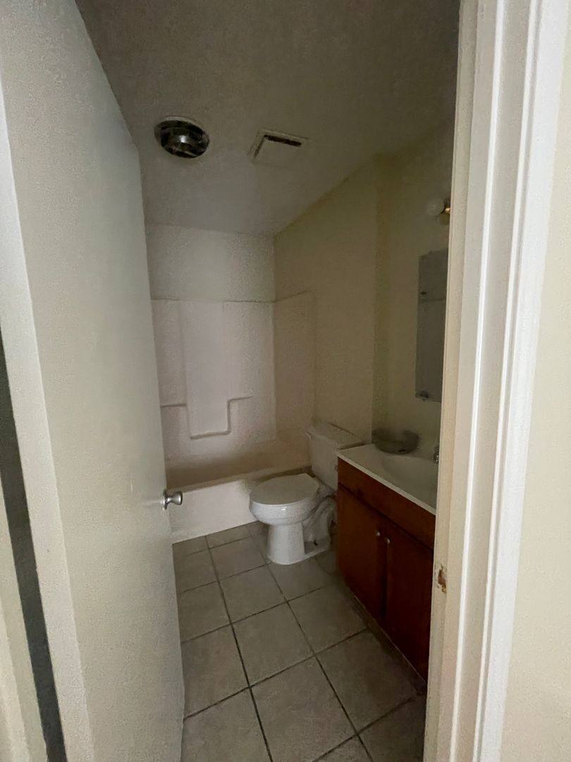 Apartment for rent at 2029 Jasper Ave, Baton Rouge, LA 70810