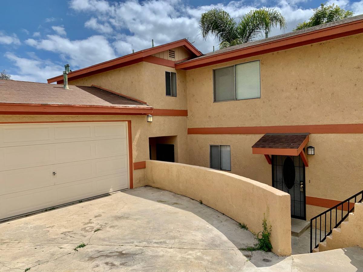 Condo for rent at 17441 Ryan Ave #A, Lake Elsinore, CA 92530