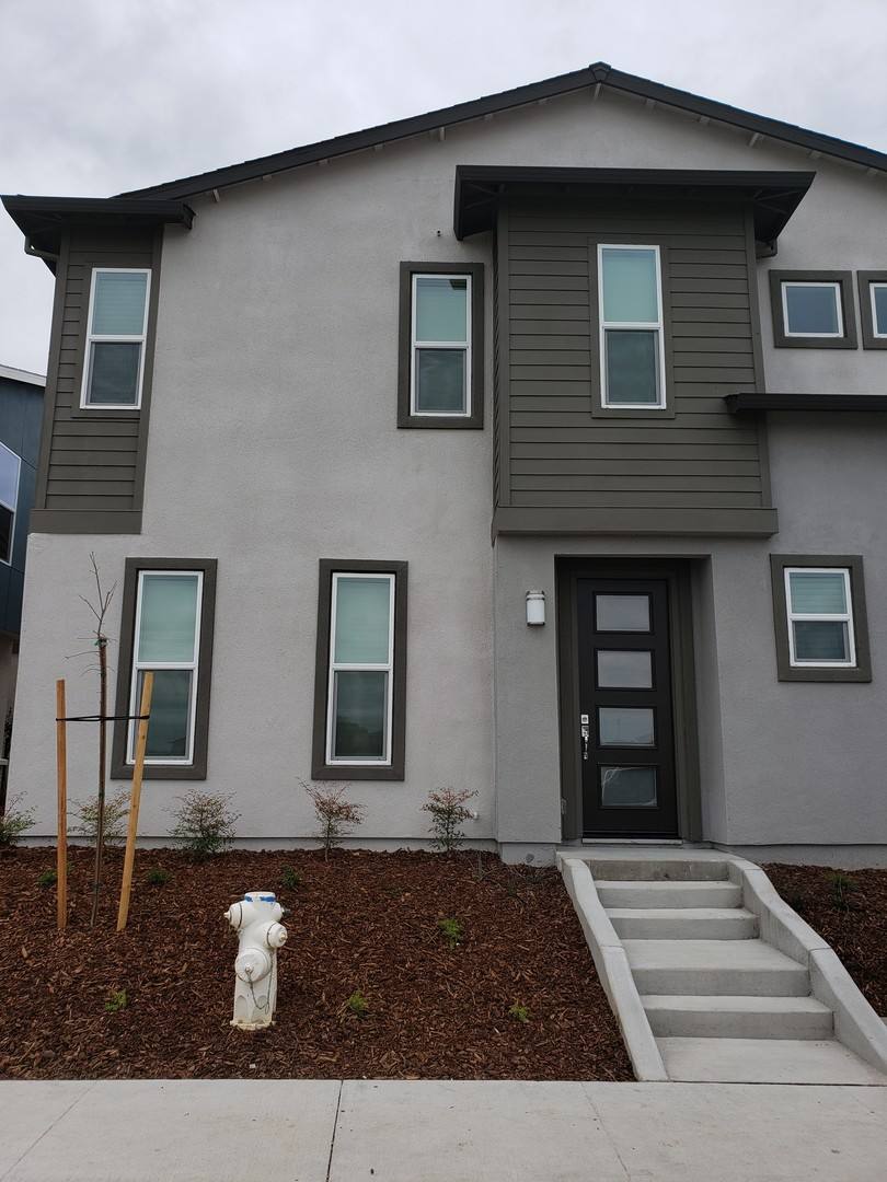 House for rent at 4432 Ocean Lane, Elk Grove, CA 95757