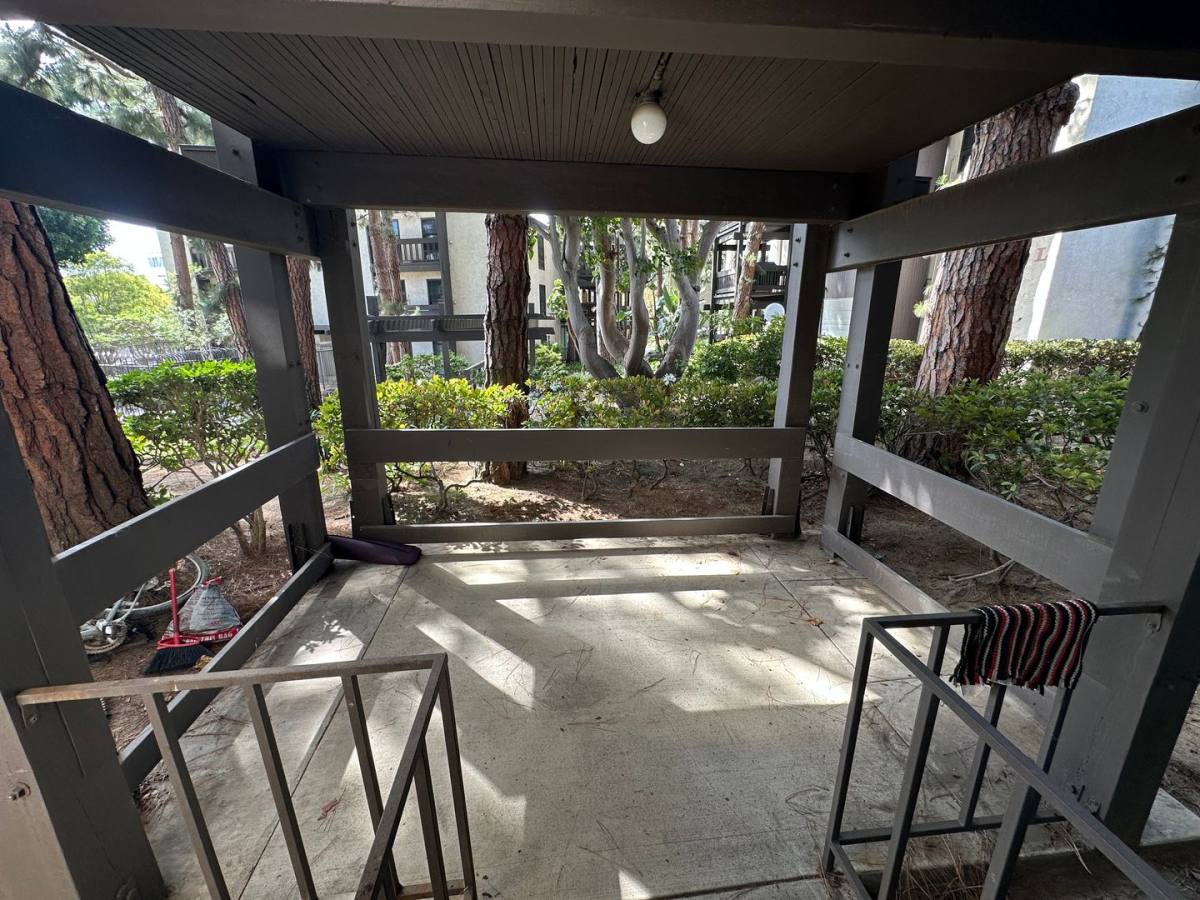 Apartment for rent at 8650 Gulana L1166, Playa Del Rey, CA 90293