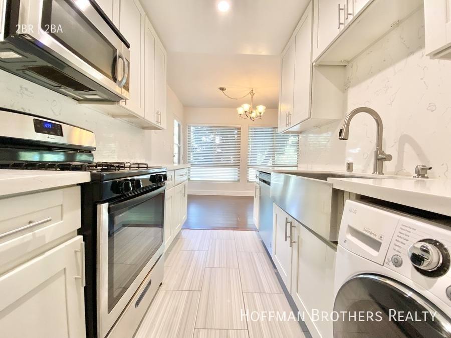 Apartment for rent at 8730 Charleville Blvd #204, Beverly Hills, CA 90211