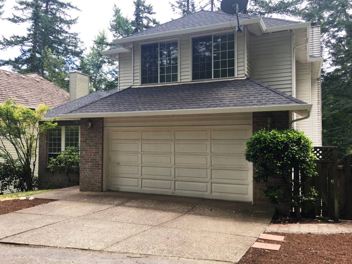 House for rent at 4233 SW Comus St, Portland, OR 97219