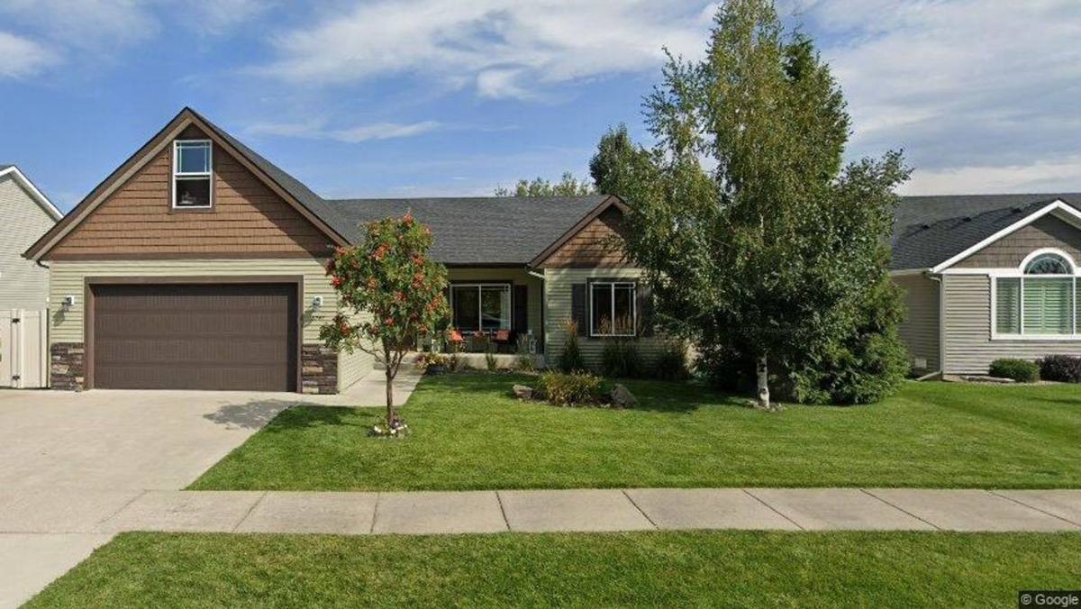 House for rent at 8747 N Boysenberry Loop, Hayden, ID 83835