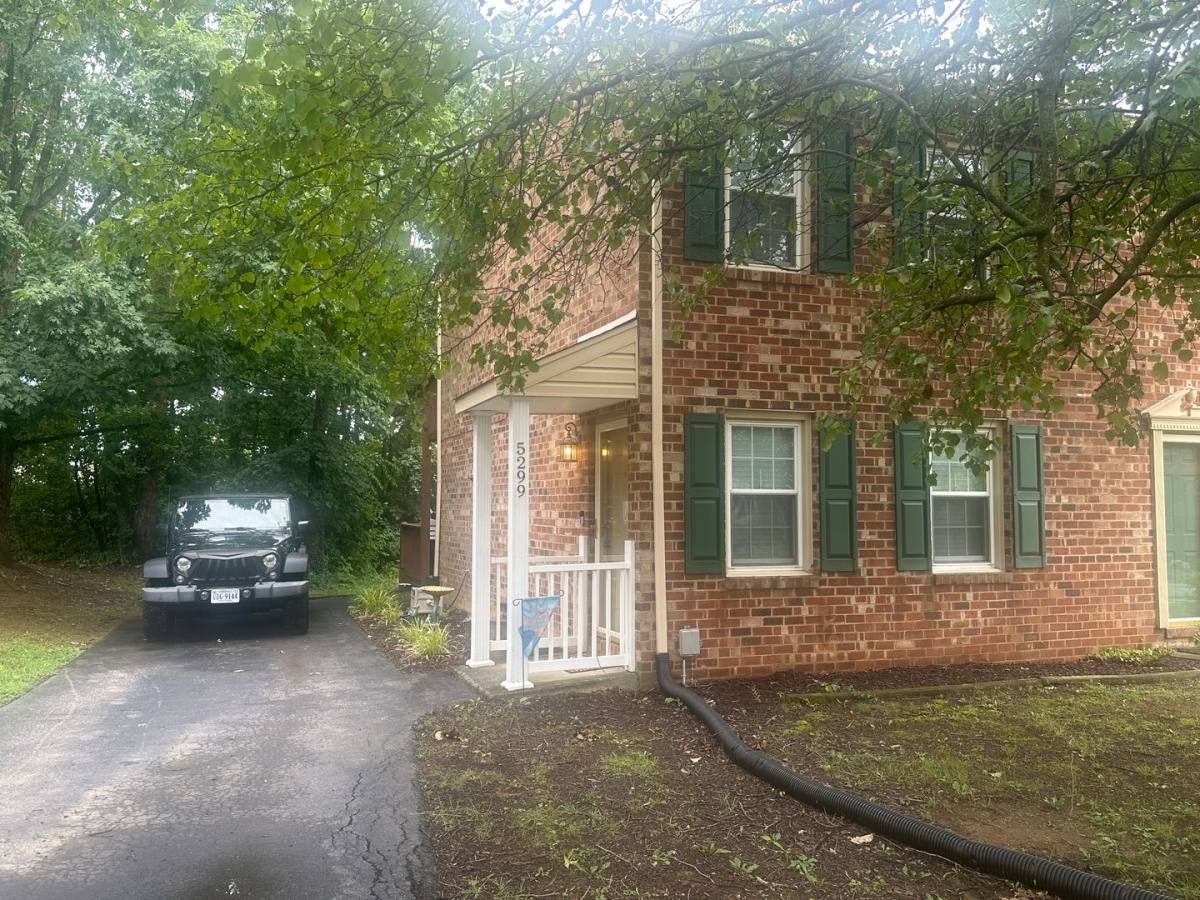 House for rent at 5299 Century Dr, Roanoke, VA 24019