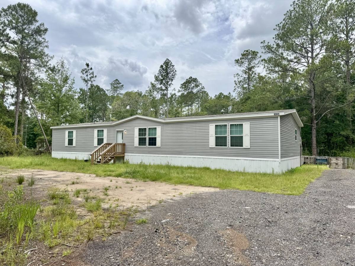 House for rent at 9965 Light Ave, Hastings, FL 32145