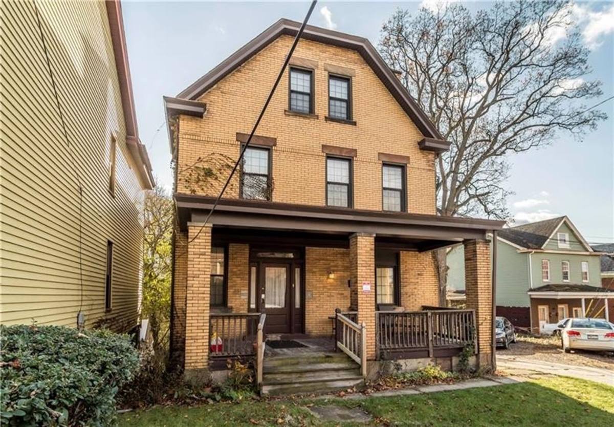 Apartment for rent at 2622 Churchview Ave, Pittsburgh, PA 15227