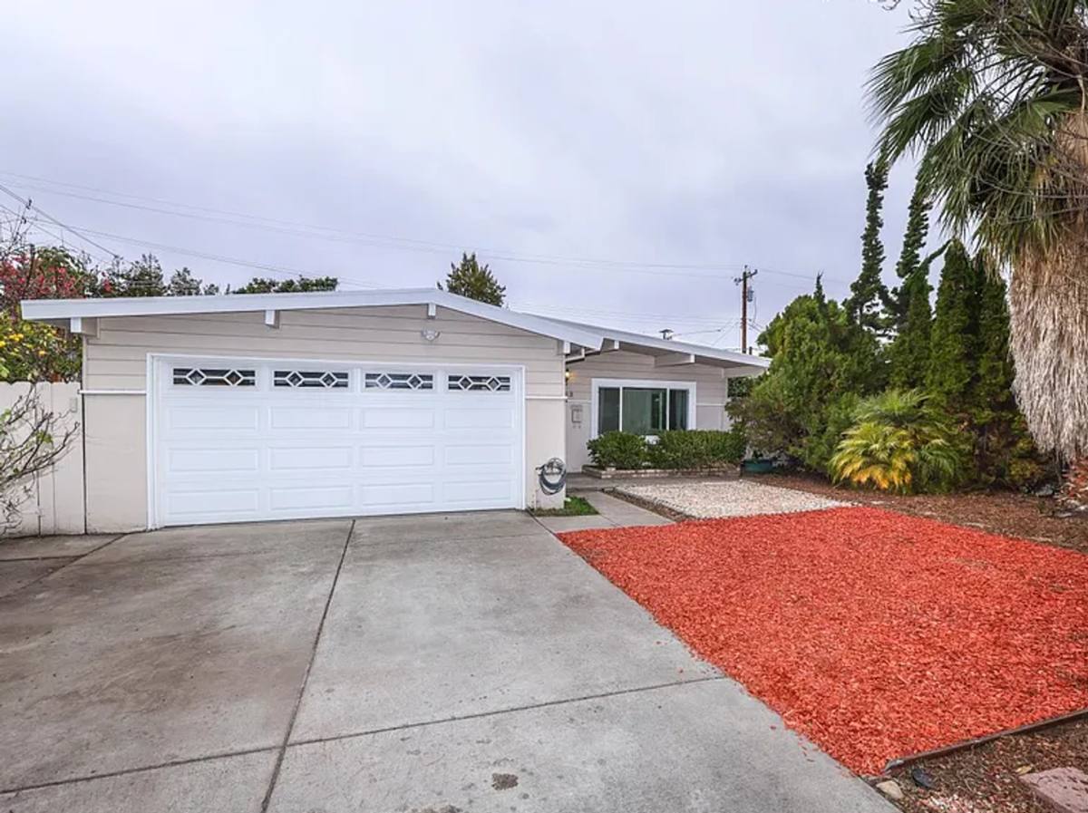 House for rent at 752 Emily Dr, Mountain View, CA 94043