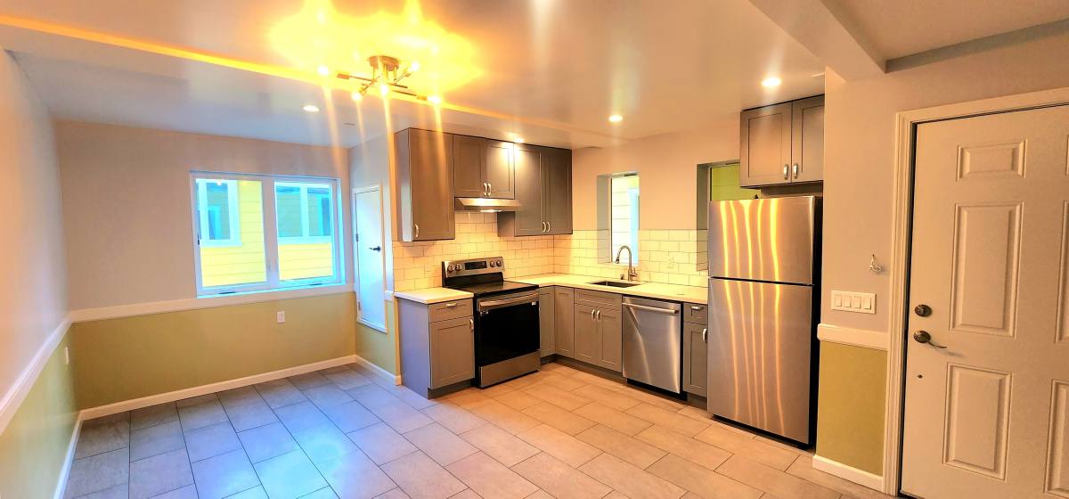 Apartment for rent at 983 Capp St #C, San Francisco, CA 94110