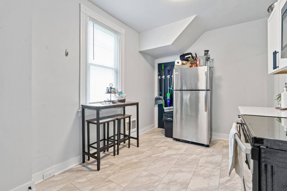 Apartment for rent at 388 Ingomar St, Pittsburgh, PA 15216