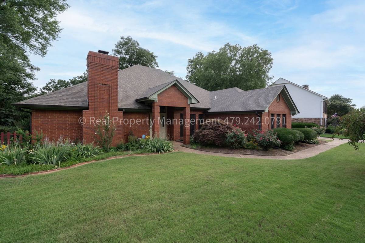 House for rent at 2300 Brigadoon Dr, Fort Smith, AR 72908