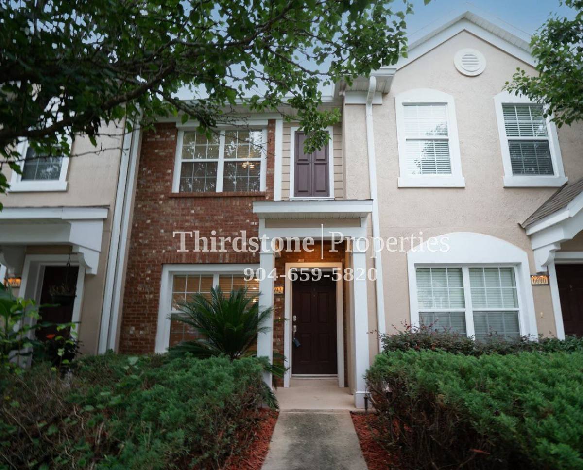 Townhouse for rent at 6692 Arching Branch Circle, Jacksonville, FL 32258