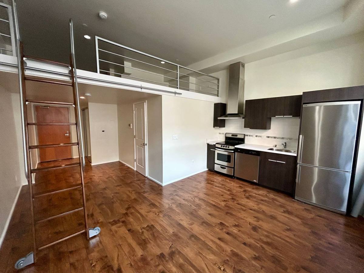 Apartment for rent at 529 Stevenson St, San Francisco, CA 94103