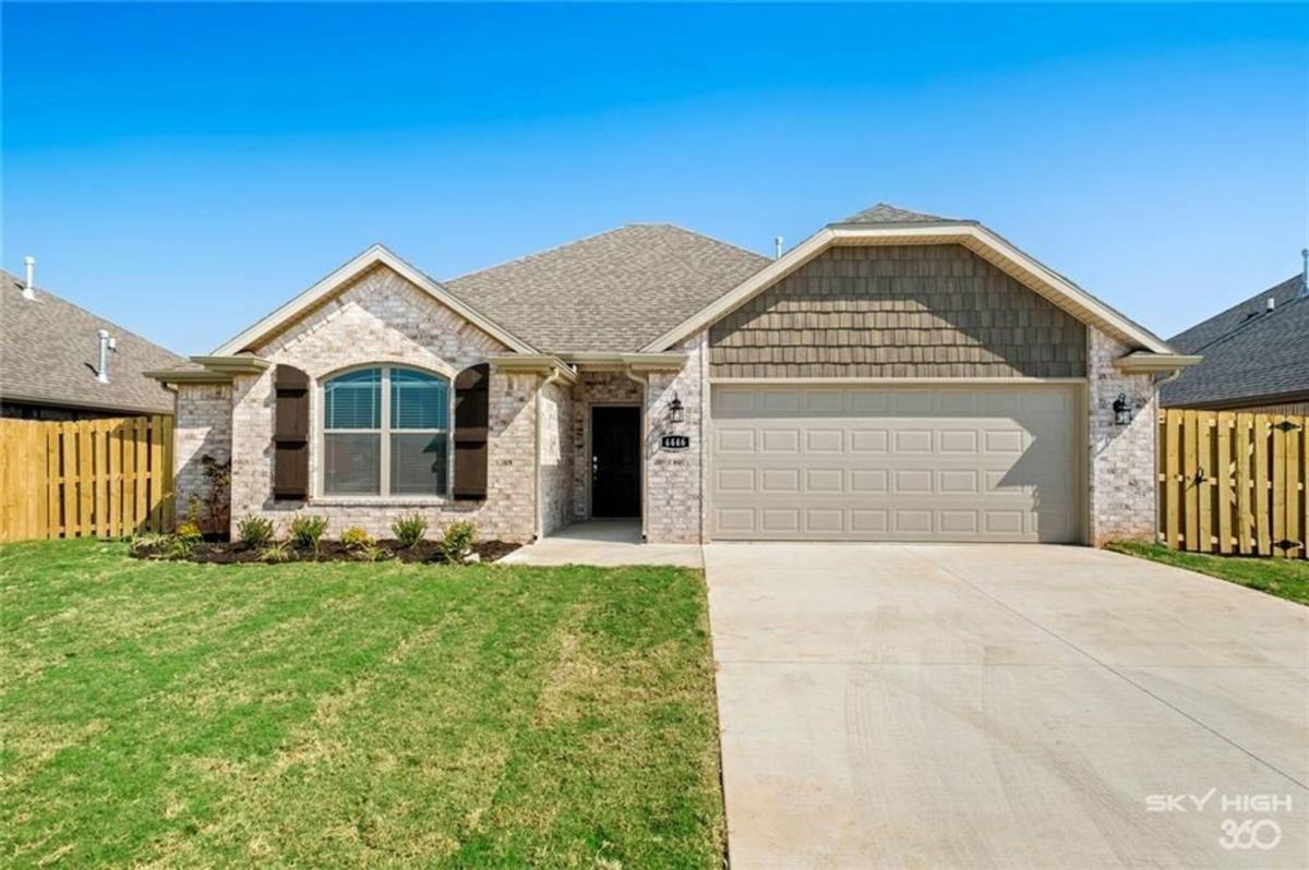 House for rent at 64 N Benchmark Lane, Fayetteville, AR 72704