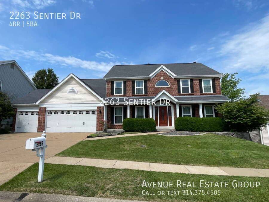 House for rent at 2263 Sentier Dr, Wildwood, MO 63038