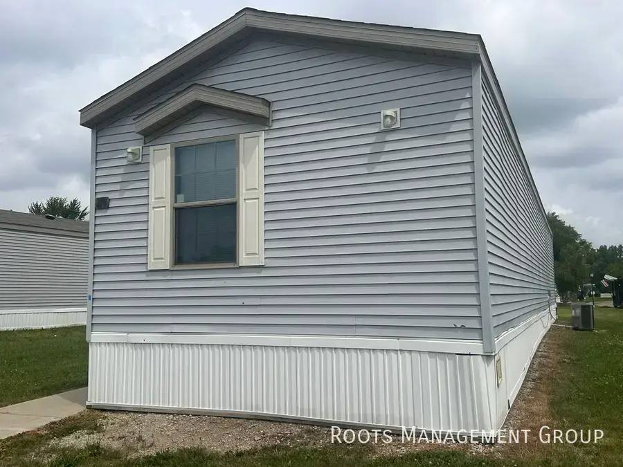 Apartment for rent at 114 Cherry Hill Dr #114, Flint, MI 48504