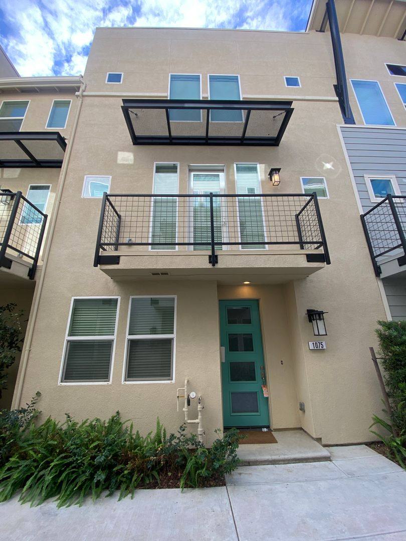 Townhouse for rent at 1075 Celebrity Terrace, Davis, CA 95616