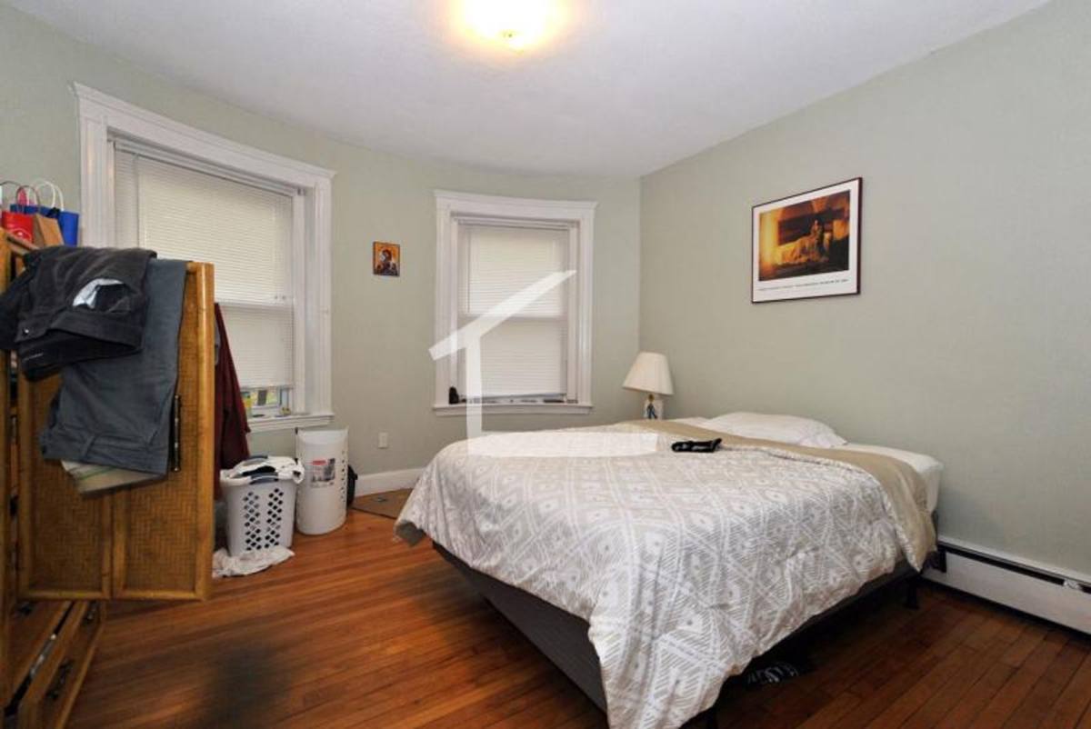 Apartment for rent at 168 Winthrop #12, Brookline, MA 02445