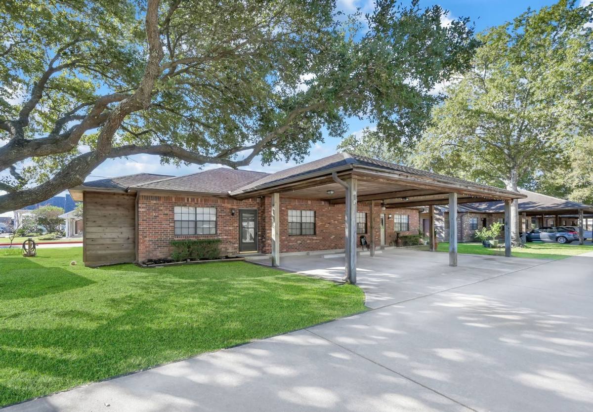 Townhouse for rent at 28019 Johnson Rd, Tomball, TX 77375