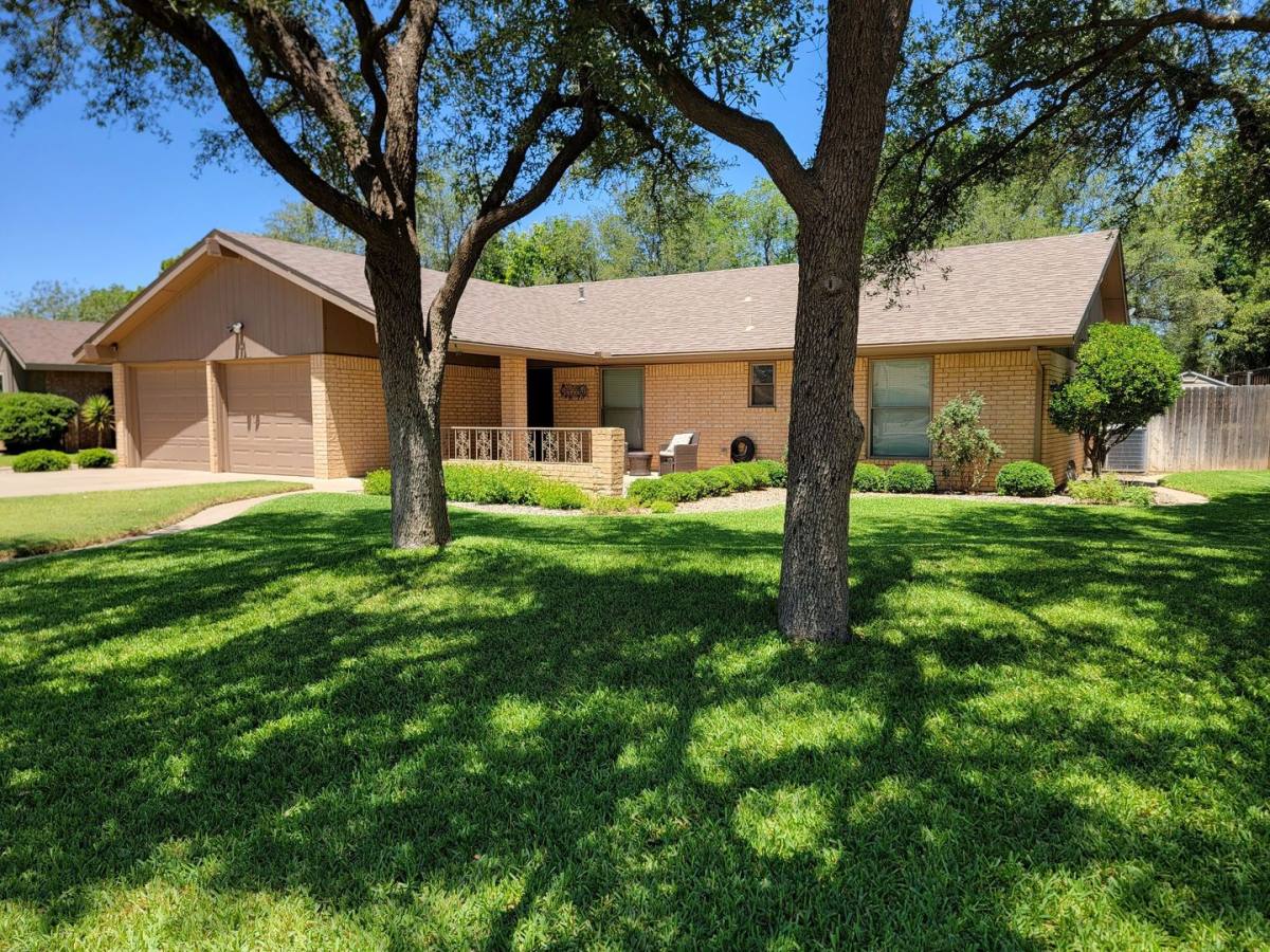 House for rent at 4649 Applewood, Odessa, TX 79762