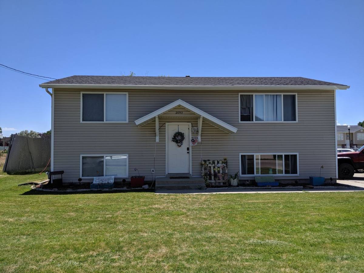 House for rent at 2093 W 2300 N, Clearfield, UT 84015