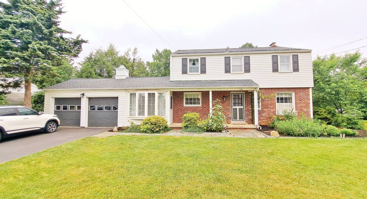 House for rent at 232 Clearview Rd, Hanover, PA 17331