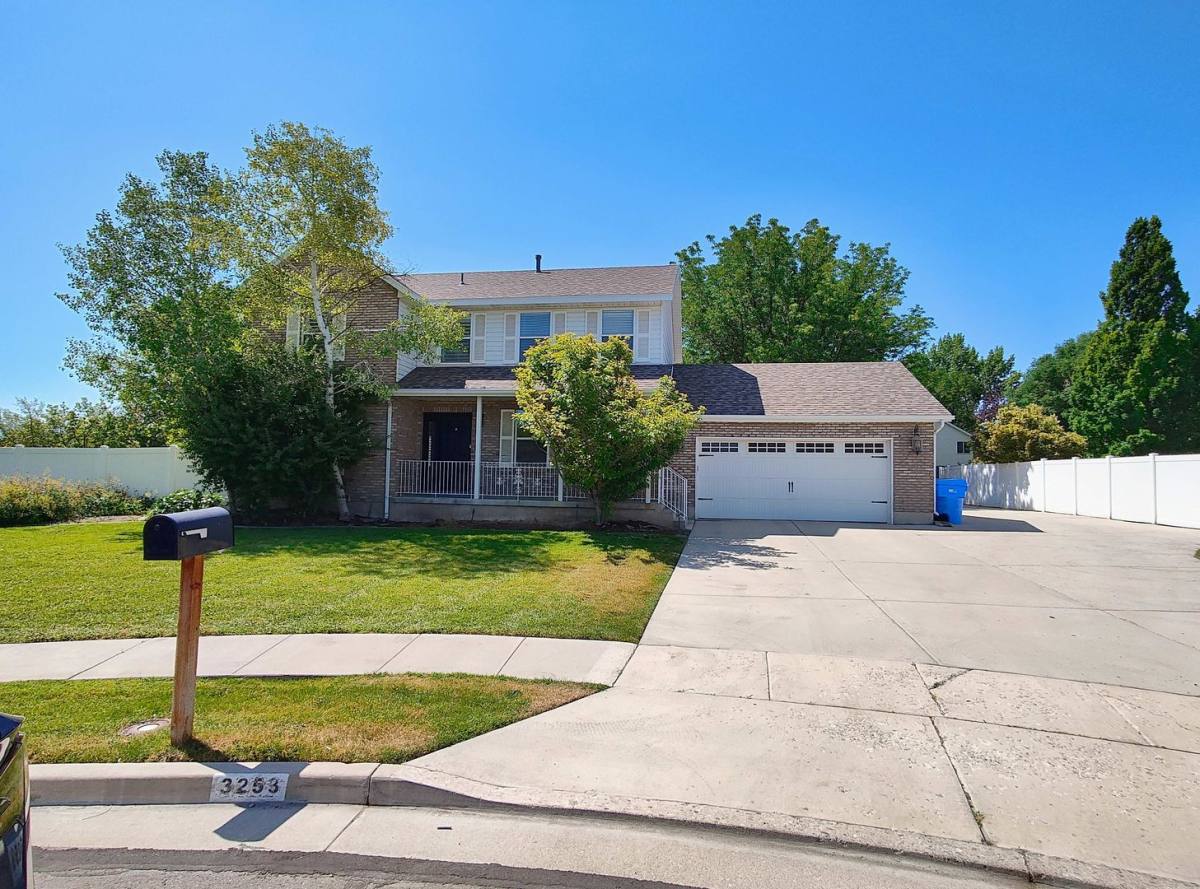 House for rent at 3253 W 11975 S, Riverton, UT 84065