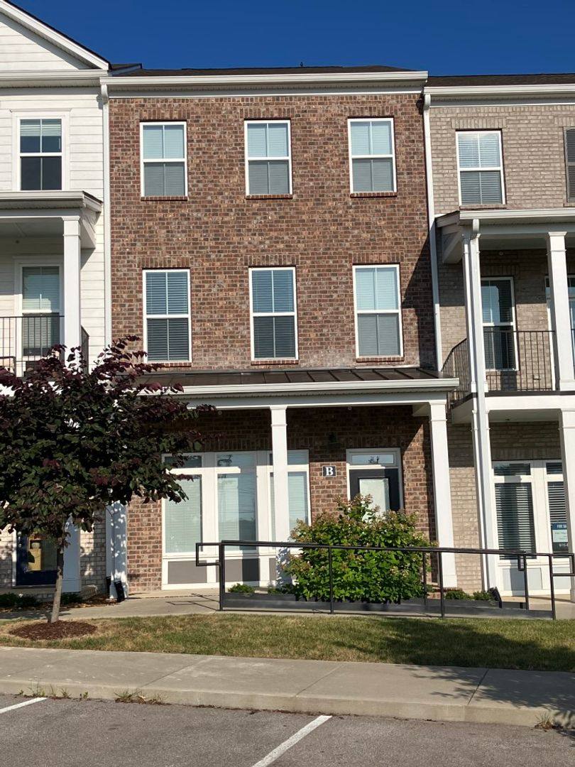 Townhouse for rent at 2400 B Arden Village Dr, Columbia, TN 38401