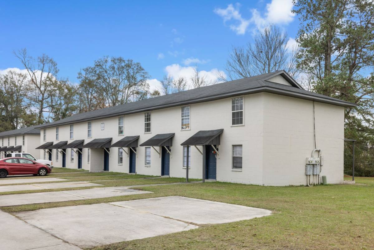 Apartment for rent at 198 Trivers Dr, Moncks Corner, SC 29461
