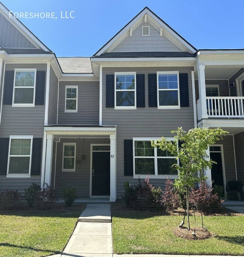 Townhouse for rent at 82 Slater St, Okatie, SC 29909