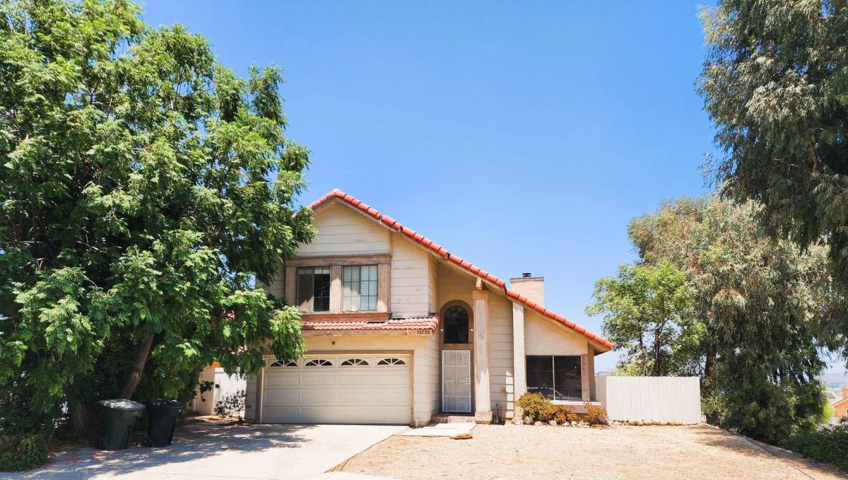 House for rent at 15730 Half Moon, Lake Elsinore, CA 92530