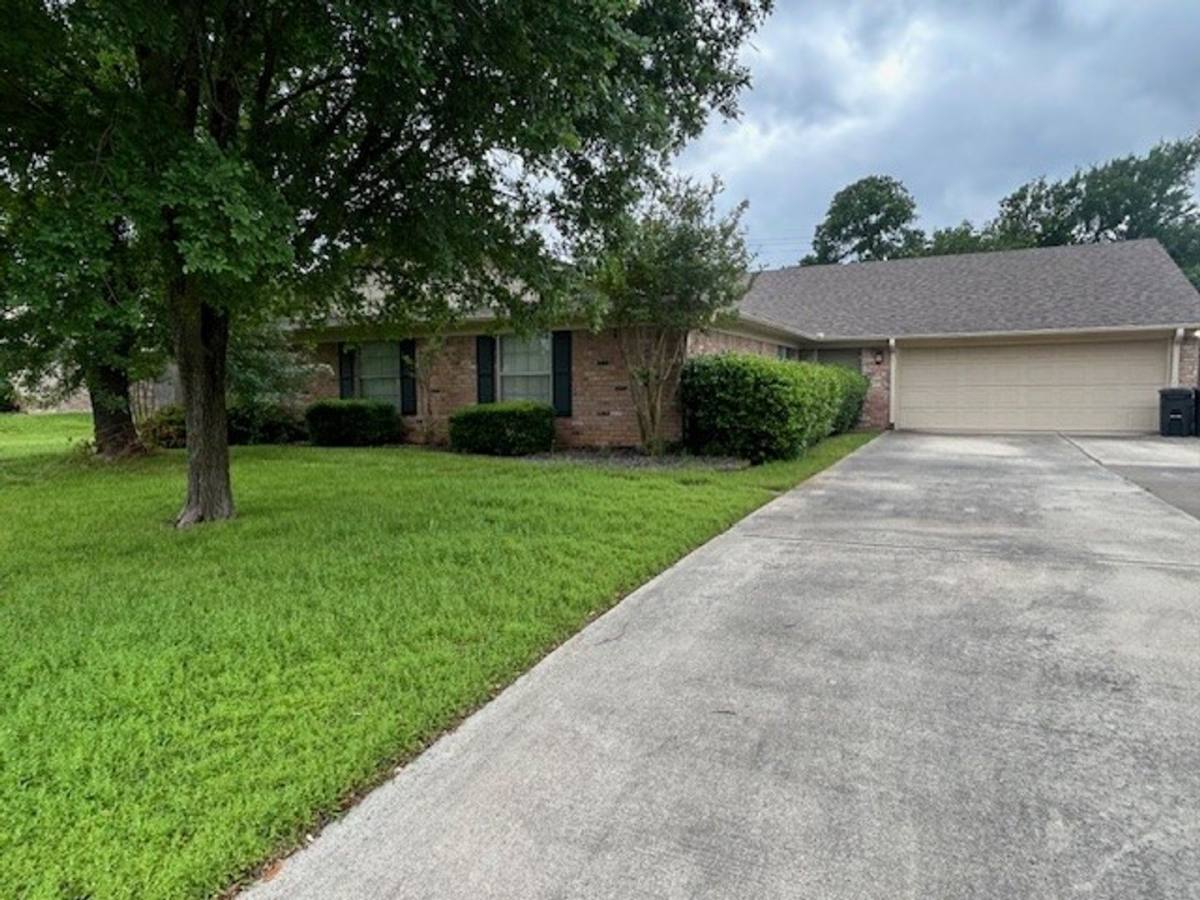 House for rent at 732 Ivy Ann Dr, Woodway, TX 76712