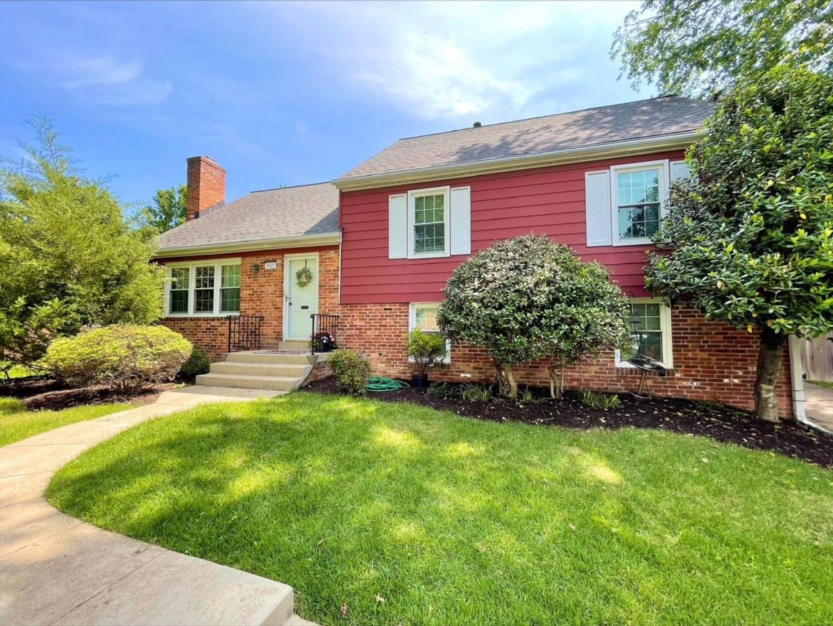 House for rent at 8417 Doyle Dr, Alexandria, VA 22308